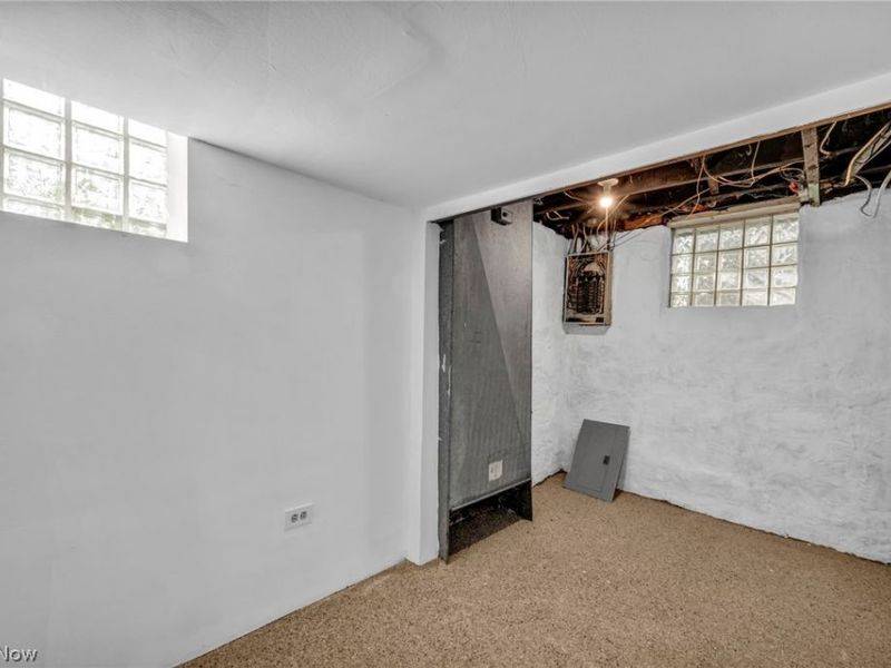 12015 Osceola Avenue, Cleveland, OH 44108 Photo 40