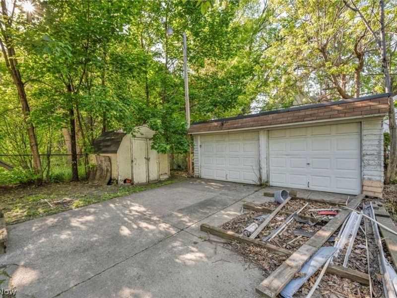 12015 Osceola Avenue, Cleveland, OH 44108 Photo 47