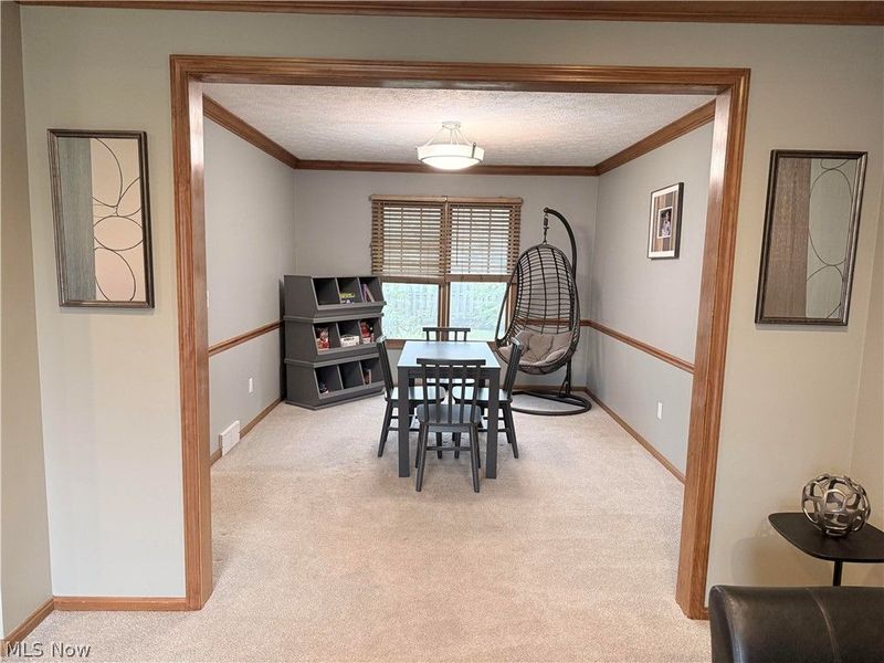 24739 Tara Lynn Drive, North Olmsted, OH 44070 Photo 14