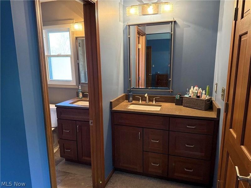 24739 Tara Lynn Drive, North Olmsted, OH 44070 Photo 35