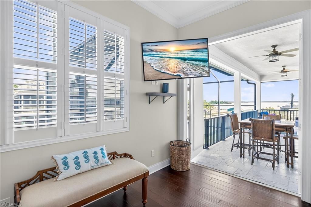 243 Driftwood Ln, Fort Myers Beach, FL 33931 Photo