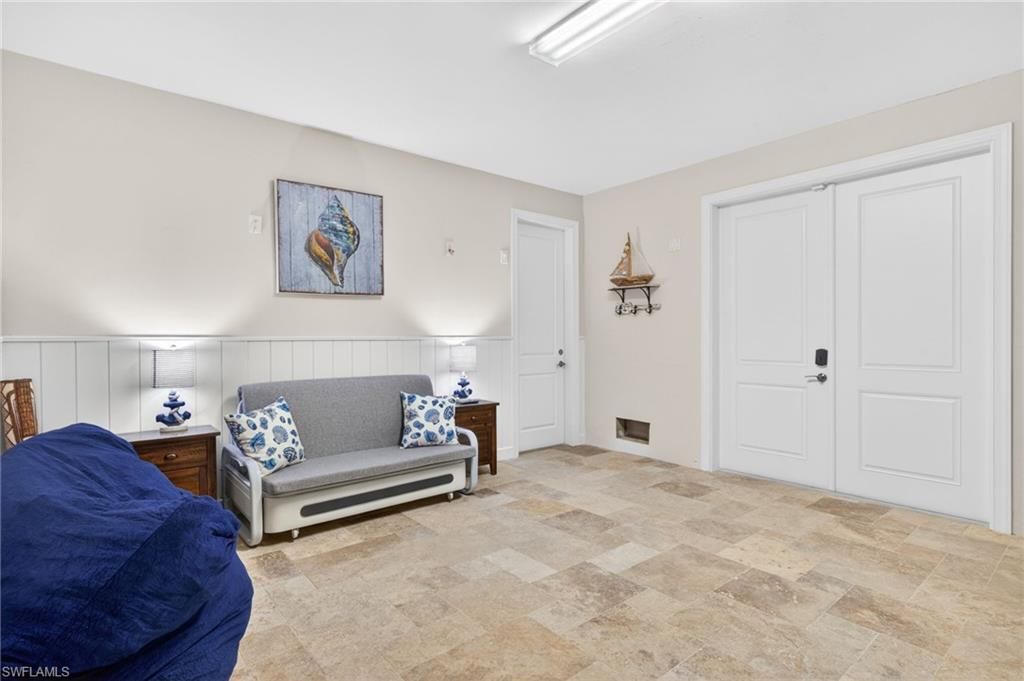 243 Driftwood Ln, Fort Myers Beach, FL 33931 Photo