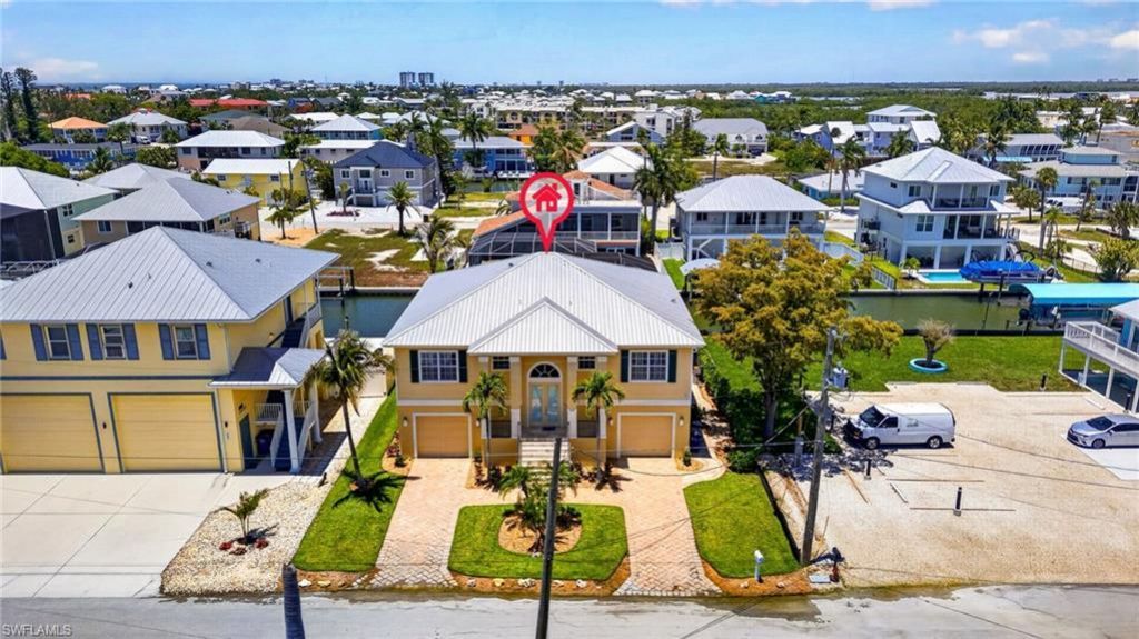 243 Driftwood Ln, Fort Myers Beach, FL 33931 Photo