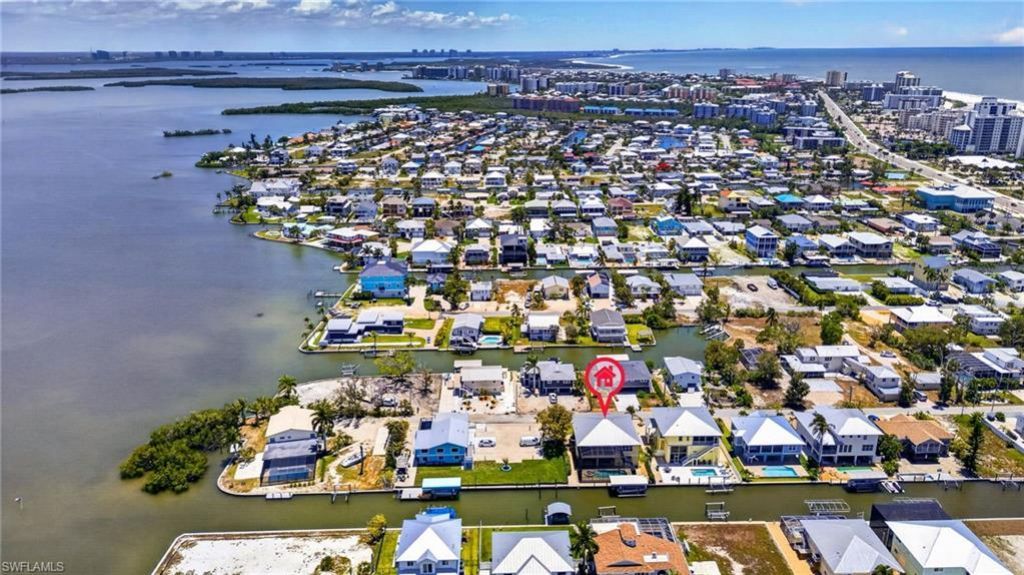 243 Driftwood Ln, Fort Myers Beach, FL 33931 Photo