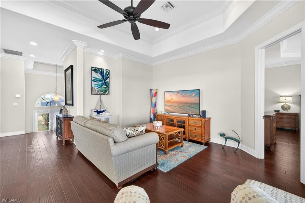243 Driftwood Ln, Fort Myers Beach, FL 33931 Photo