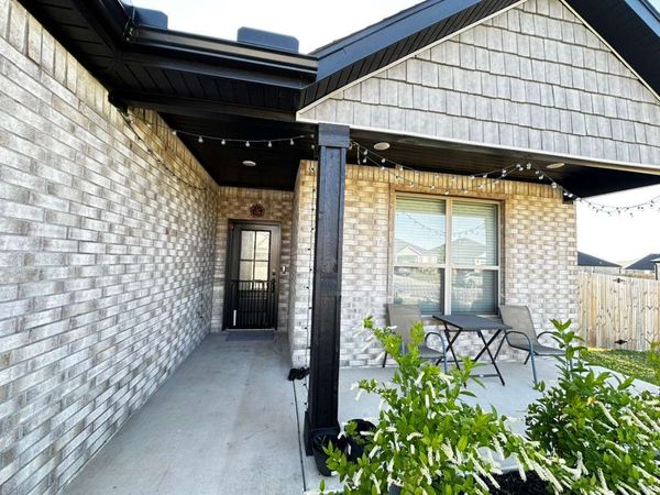 710 Dillon Street, Bentonville, AR 72713