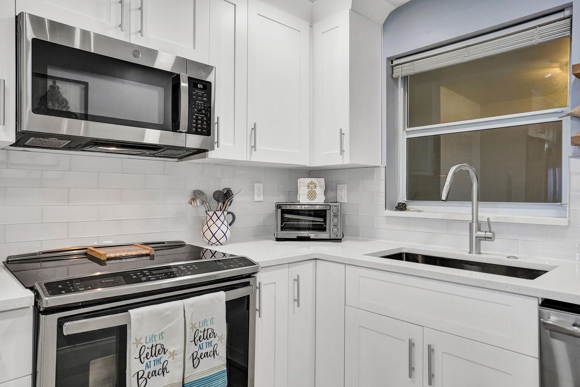 1169 Hillsboro, Unit 203, Hillsboro Beach, FL 33062 Photo