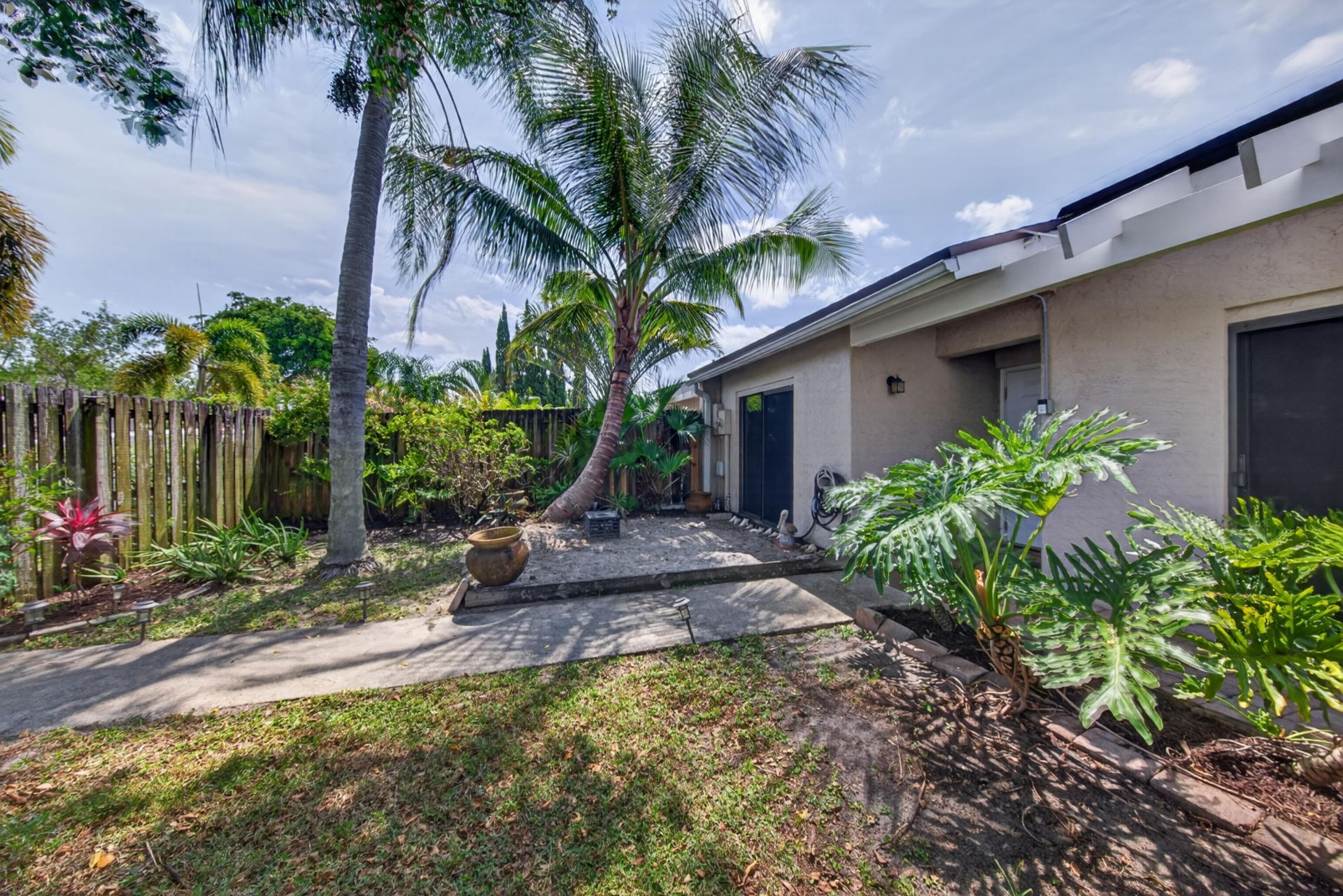 1036 E Lakes Drive, Pompano Beach, FL 33064 Photo
