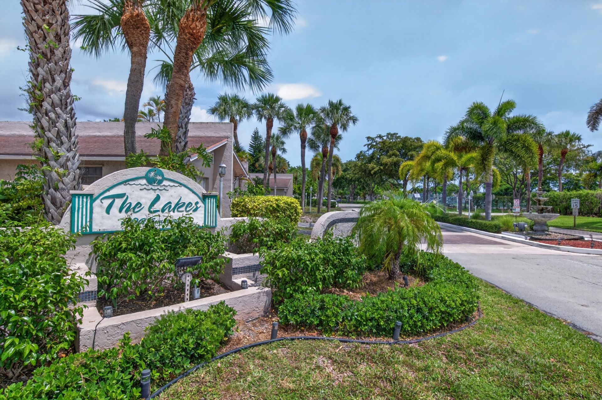 1036 E Lakes Drive, Pompano Beach, FL 33064 Photo