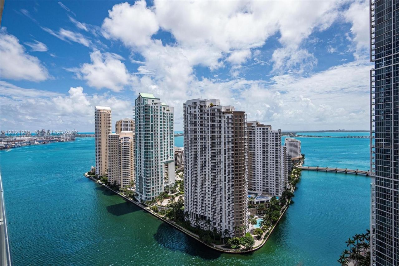 300 Biscayne Boulevard Way, Unit 2906W, Miami, FL 33131 Photo