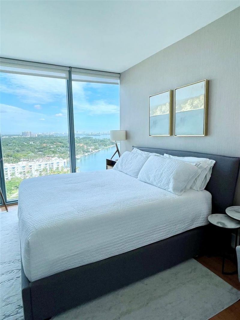 601 NE 36th St, Unit 1805, Miami, FL 33137 Photo