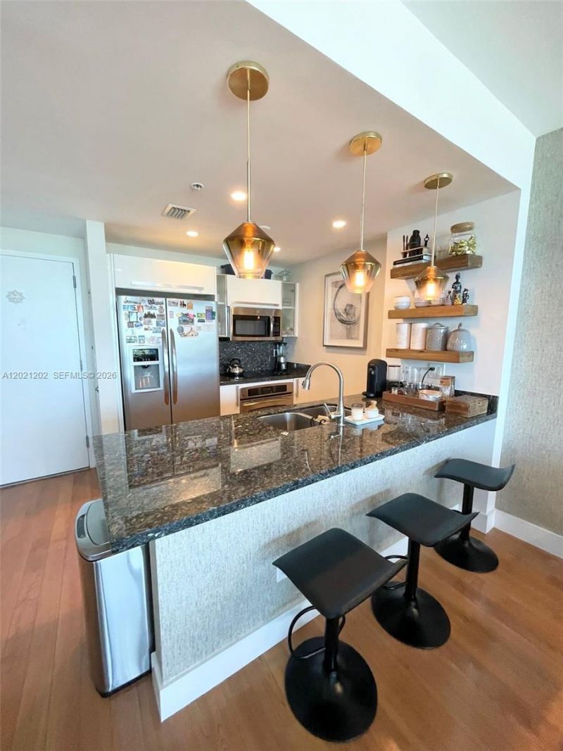 601 NE 36th St, Unit 1805, Miami, FL 33137 Photo