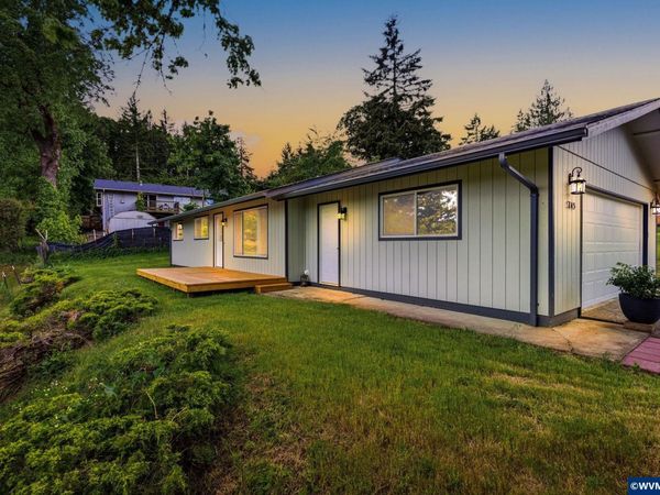 745 SW Barber Av, Willamina, OR 97396