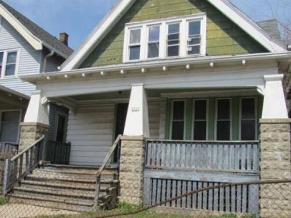 2022 Keefe AVENUE, Unit 2022A, Milwaukee, WI 53206