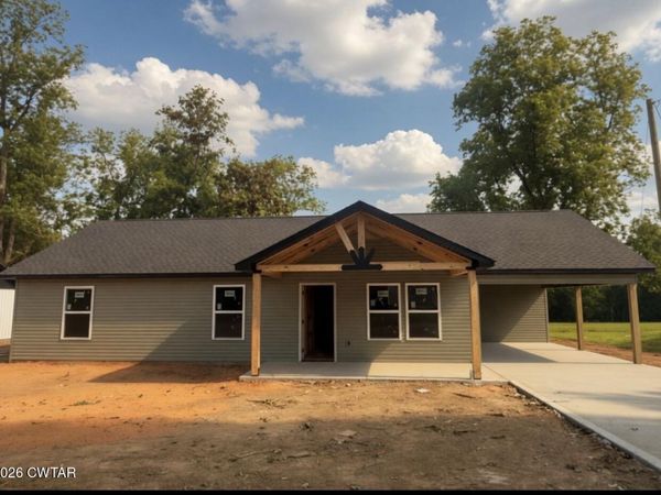 206 W Park Street , Alamo, TN 38001