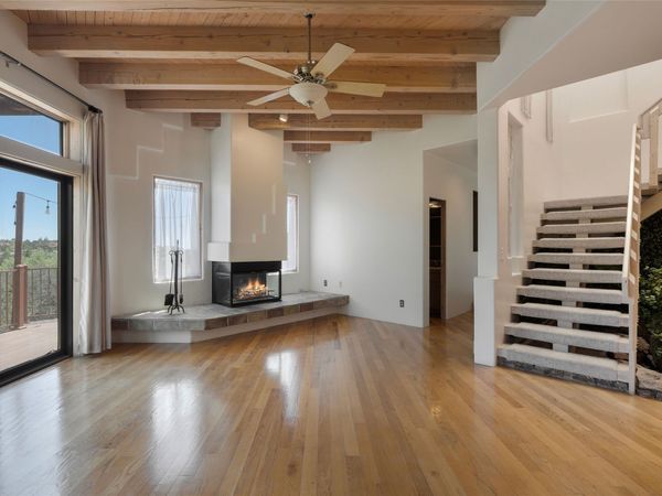 768 Calle Altamira, Santa Fe, NM 87501