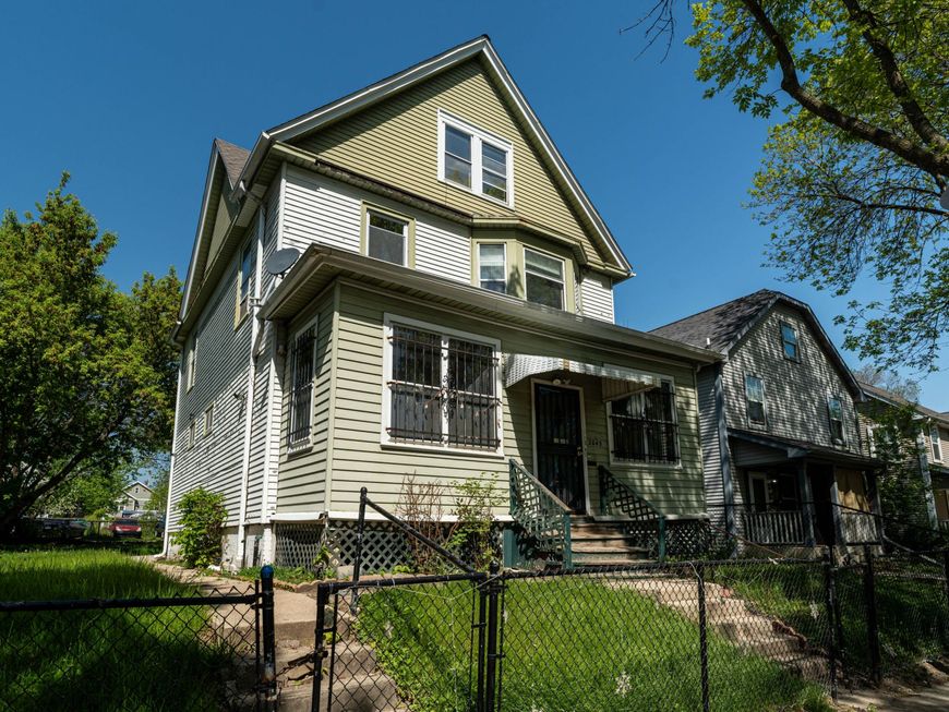 Main Photo