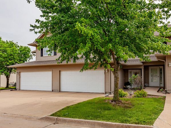 4160 100th Street, Unit 17, Urbandale, IA 50322