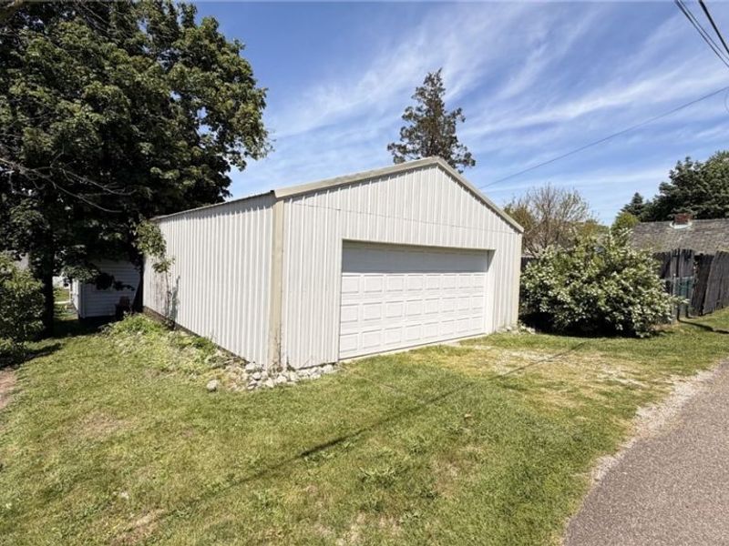 1502 25th Street NW, Canton, OH 44709 Photo 4