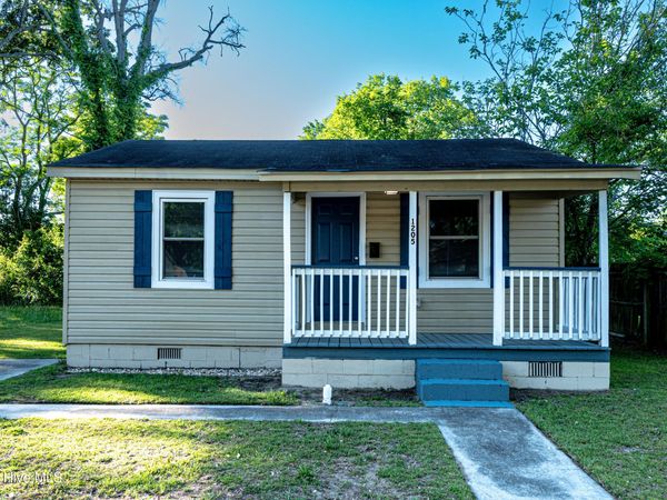 1205 Kinston Street , New Bern, NC 28560