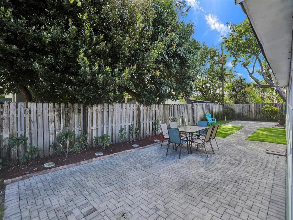 708 NE 24th Avenue, Pompano Beach, FL 33062 Photo