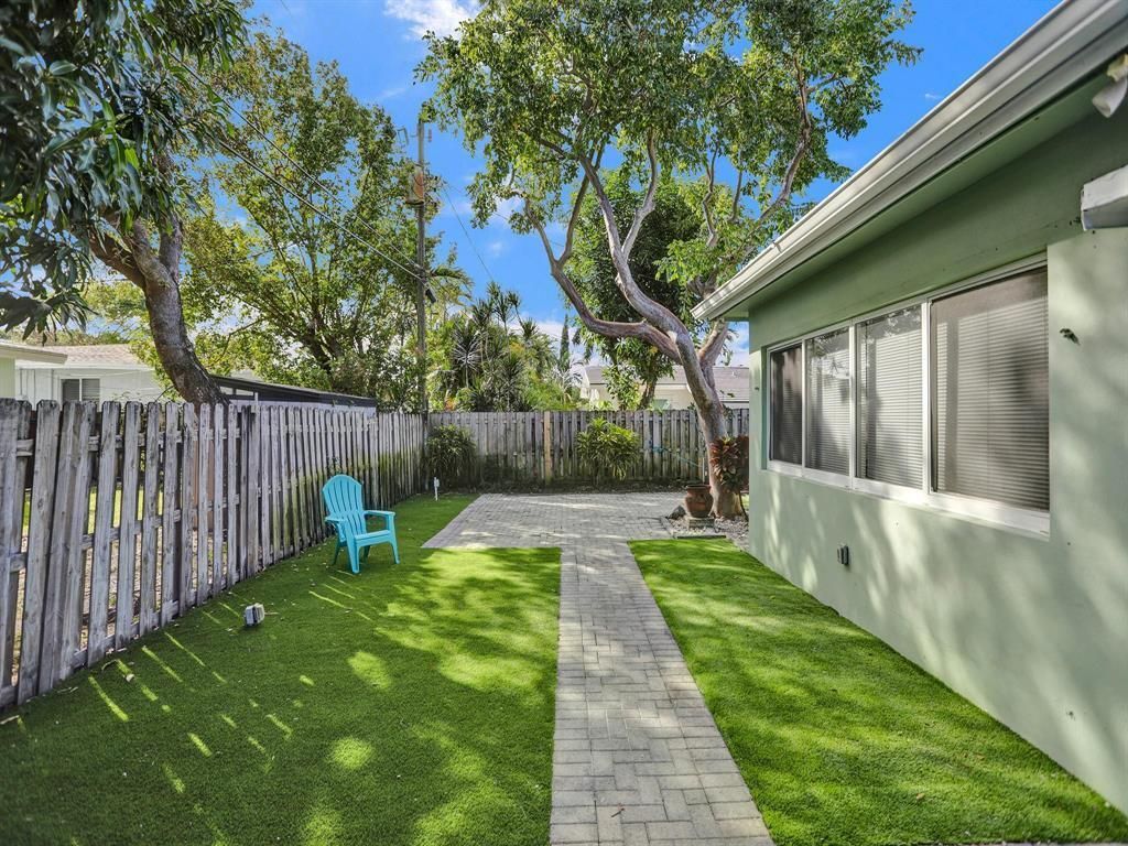 708 NE 24th Avenue, Pompano Beach, FL 33062 Photo