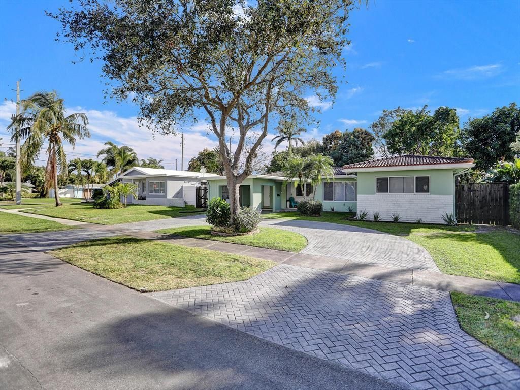 708 NE 24th Avenue, Pompano Beach, FL 33062 Photo