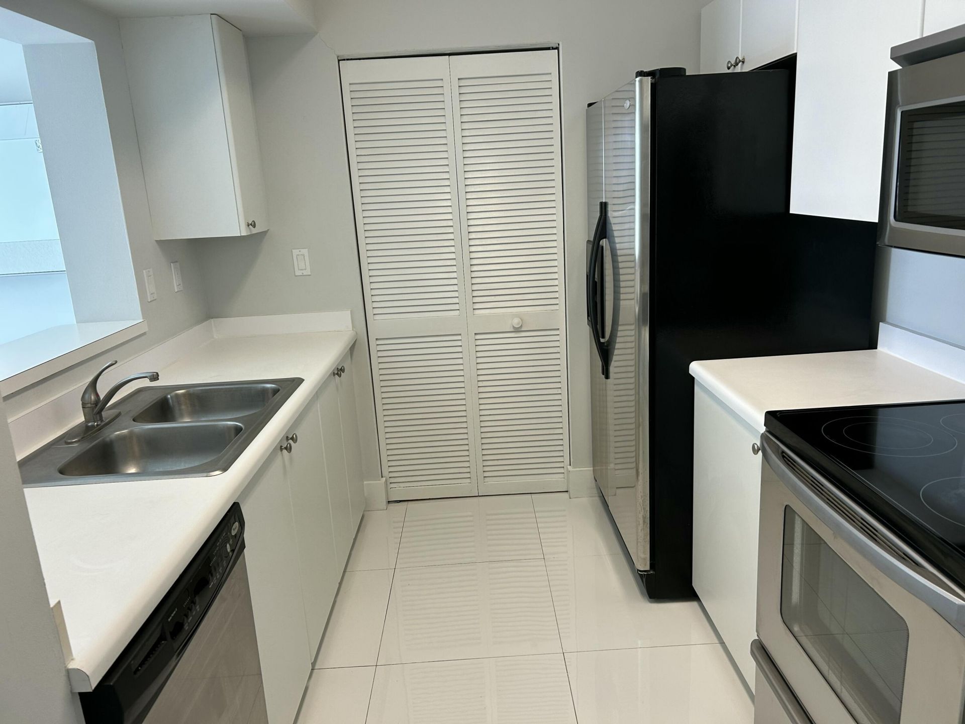 3020 NE 32nd Avenue, Unit 620, Fort Lauderdale, FL 33308 Photo
