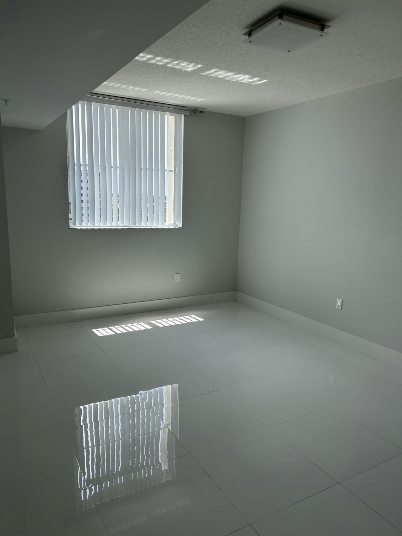 3020 NE 32nd Avenue, Unit 620, Fort Lauderdale, FL 33308 Photo