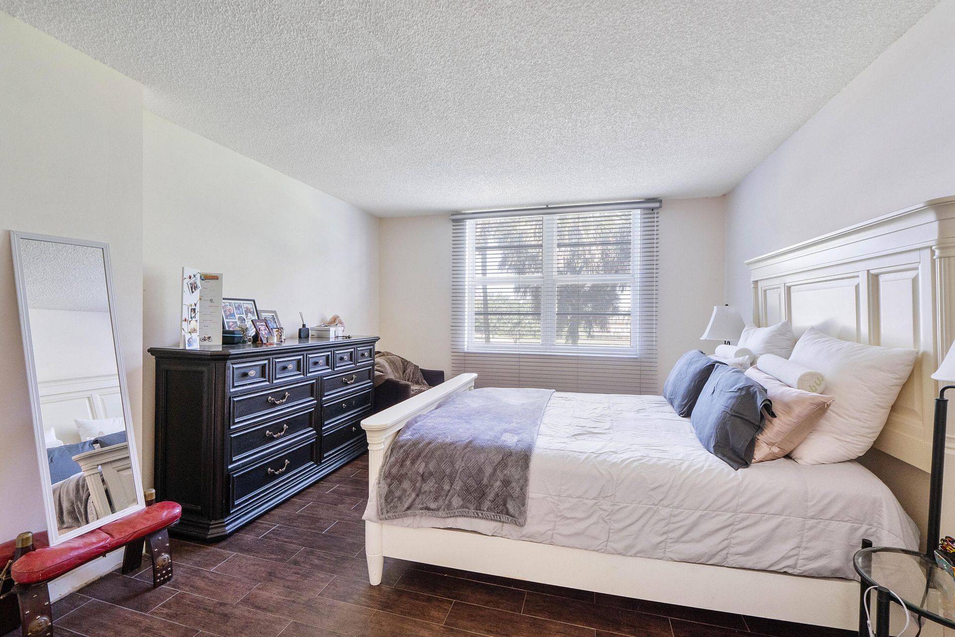 250 Jacaranda Drive, Unit 308, Plantation, FL 33324 Photo