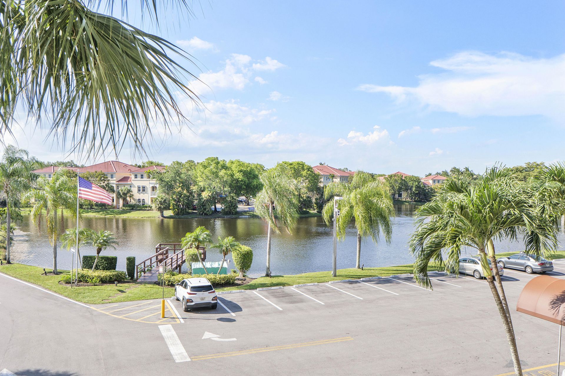 250 Jacaranda Drive, Unit 308, Plantation, FL 33324 Photo