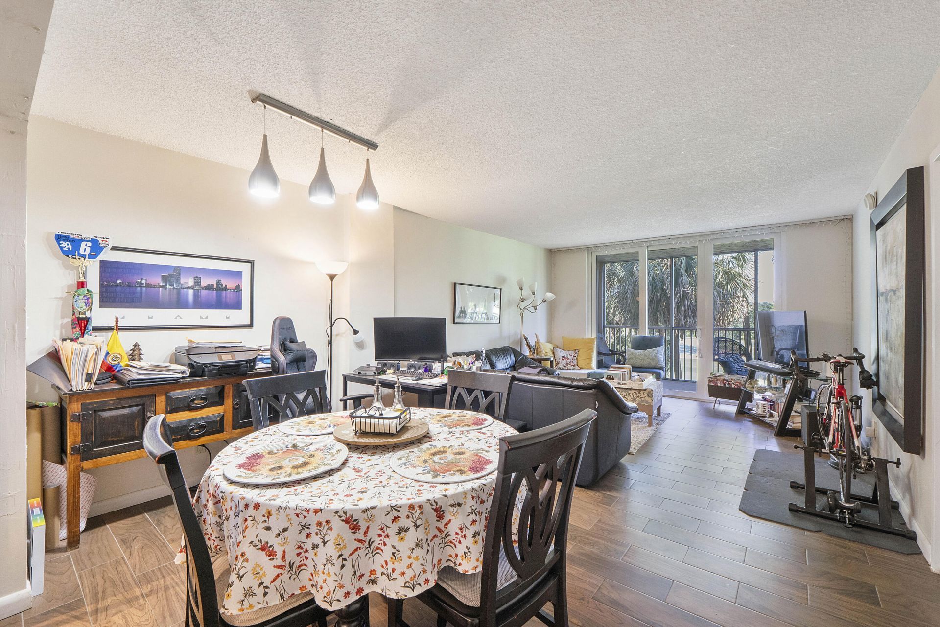 250 Jacaranda Drive, Unit 308, Plantation, FL 33324 Photo