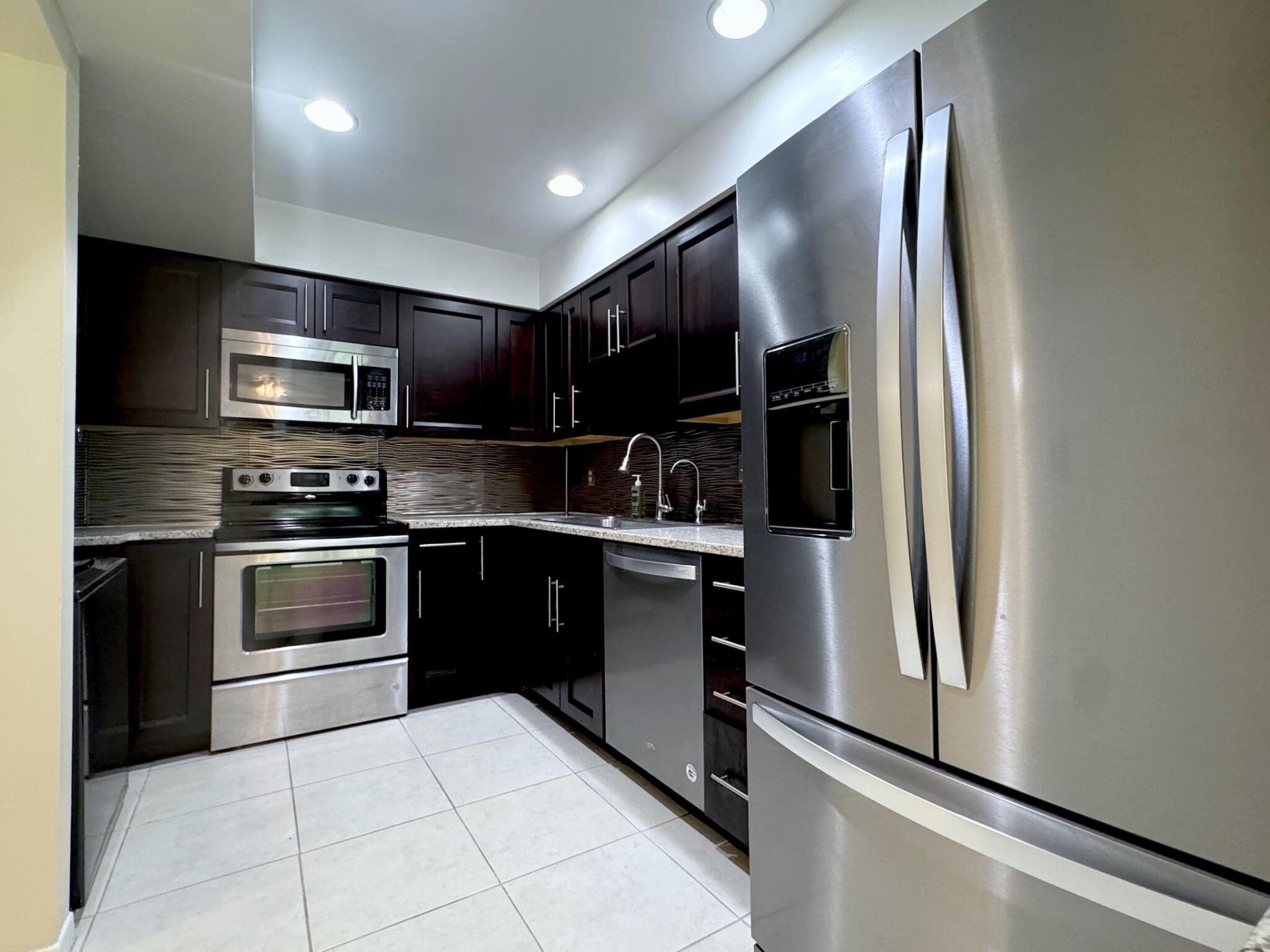 1180 Carlton Court, Unit 207, Fort Pierce, FL 34949 Photo