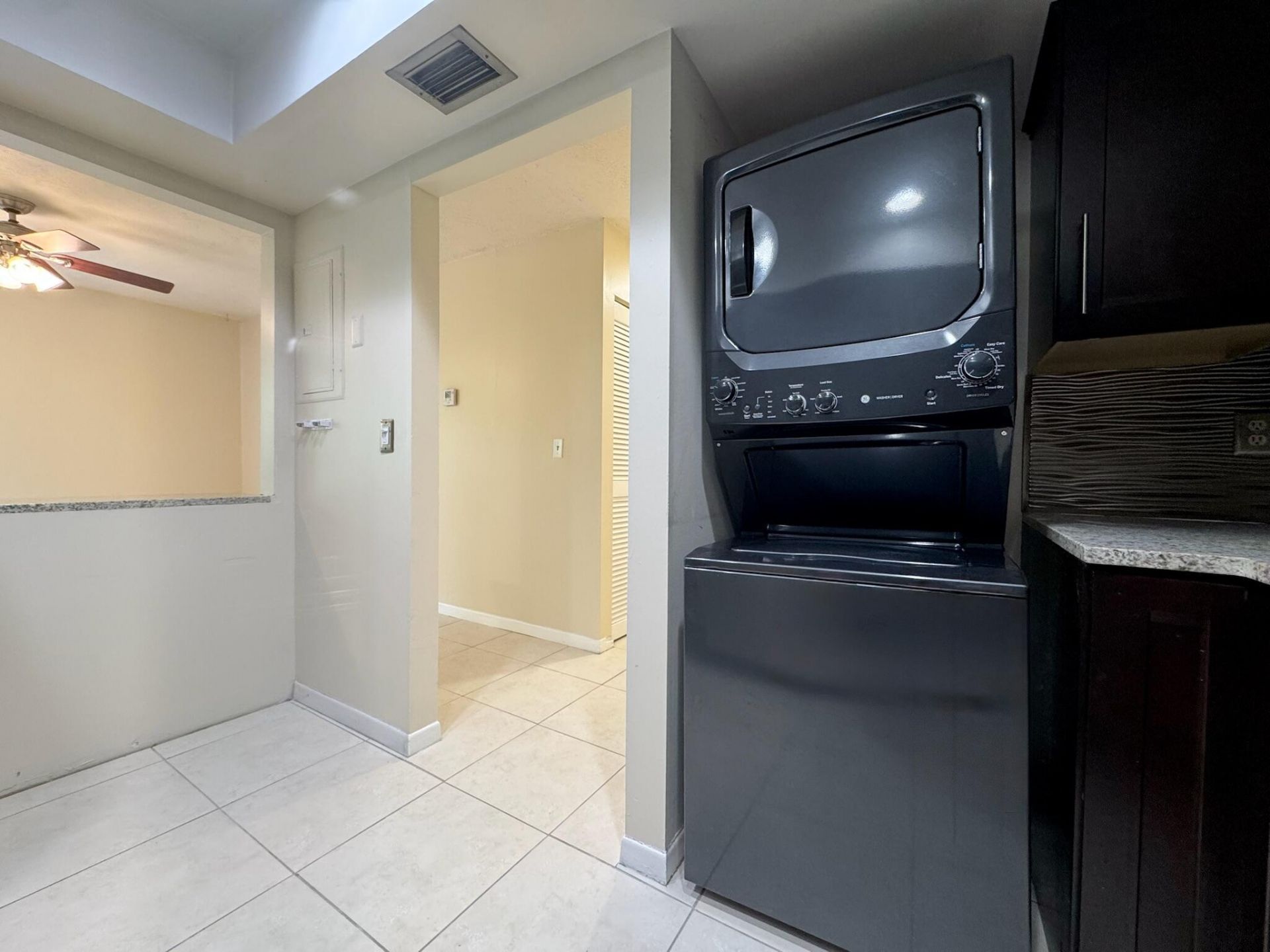 1180 Carlton Court, Unit 207, Fort Pierce, FL 34949 Photo