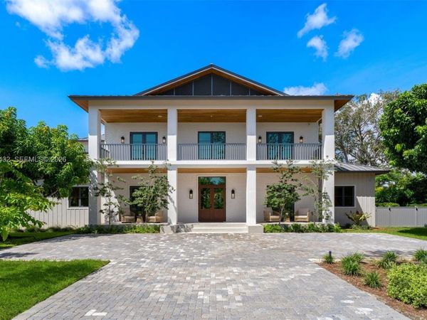 8901 SW 120th St, Miami, FL 33176