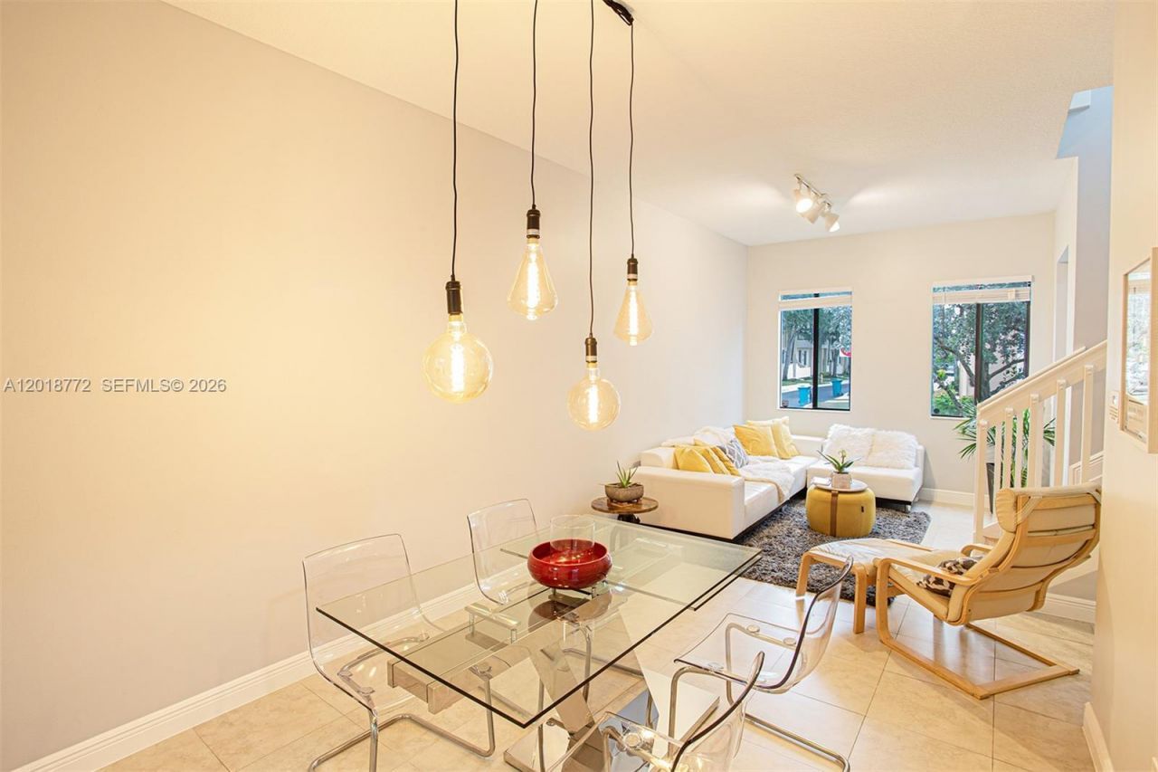 2412 Venetian Way , Unit 2412, Boynton Beach, FL 33426 Photo