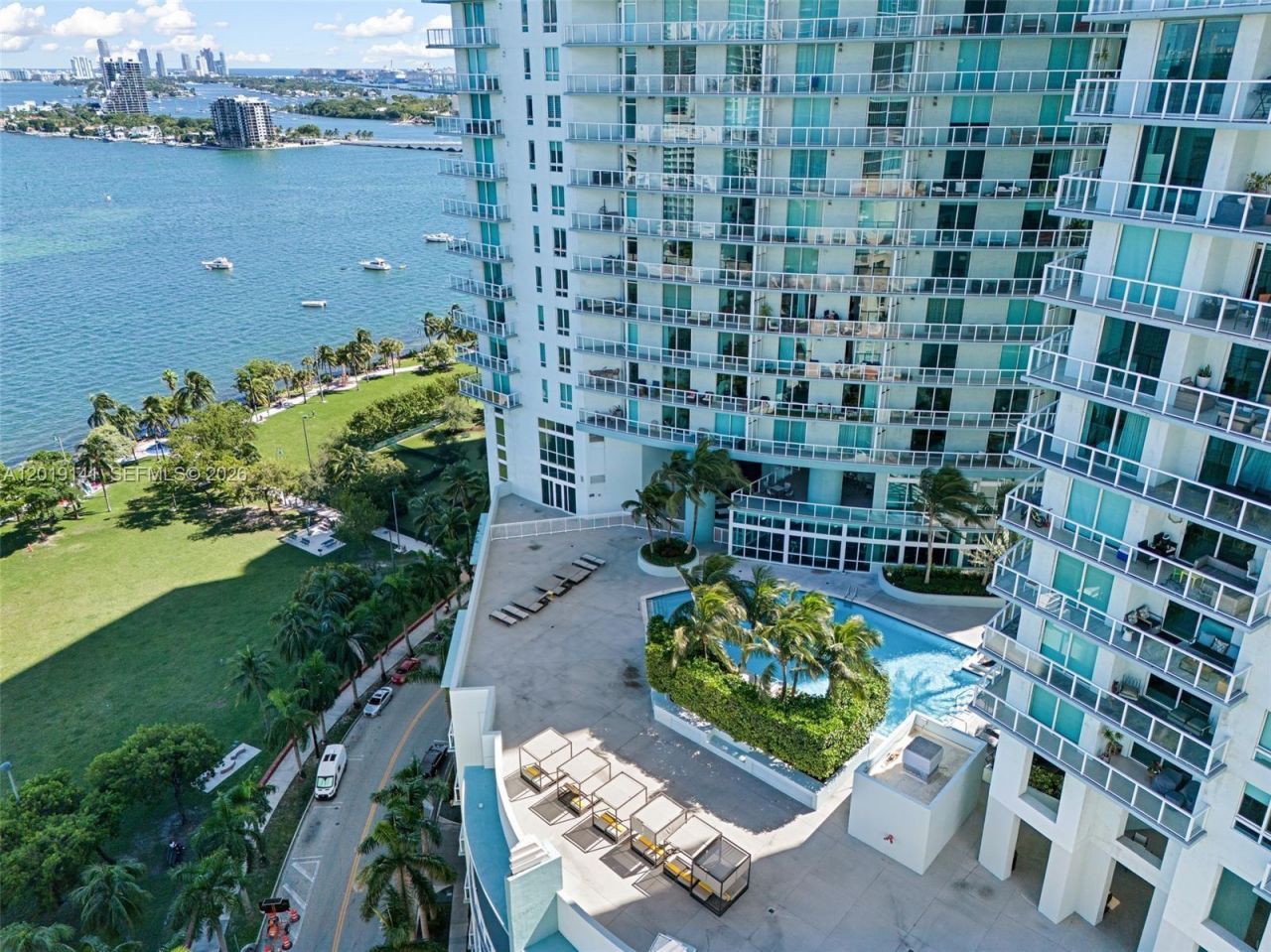 1900 N Bayshore Dr , Unit 2204, Miami, FL 33132 Photo
