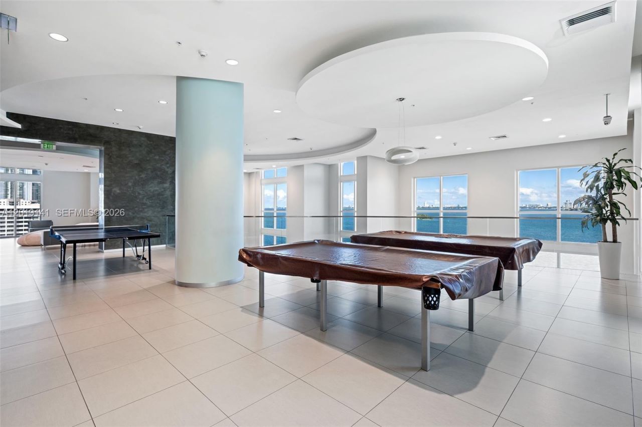 1900 N Bayshore Dr , Unit 2204, Miami, FL 33132 Photo