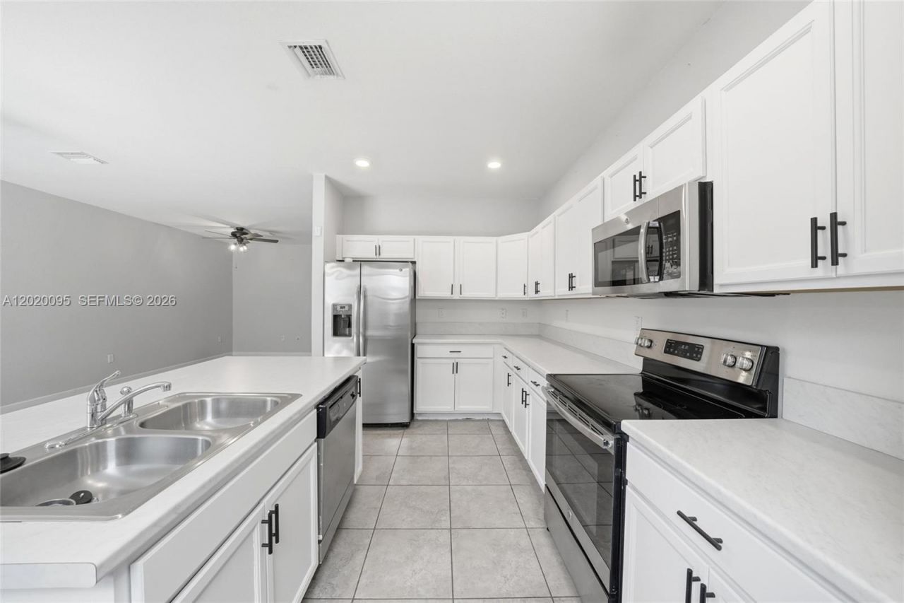 11428 SW 252nd St, Unit 11428, Homestead, FL 33032 Photo