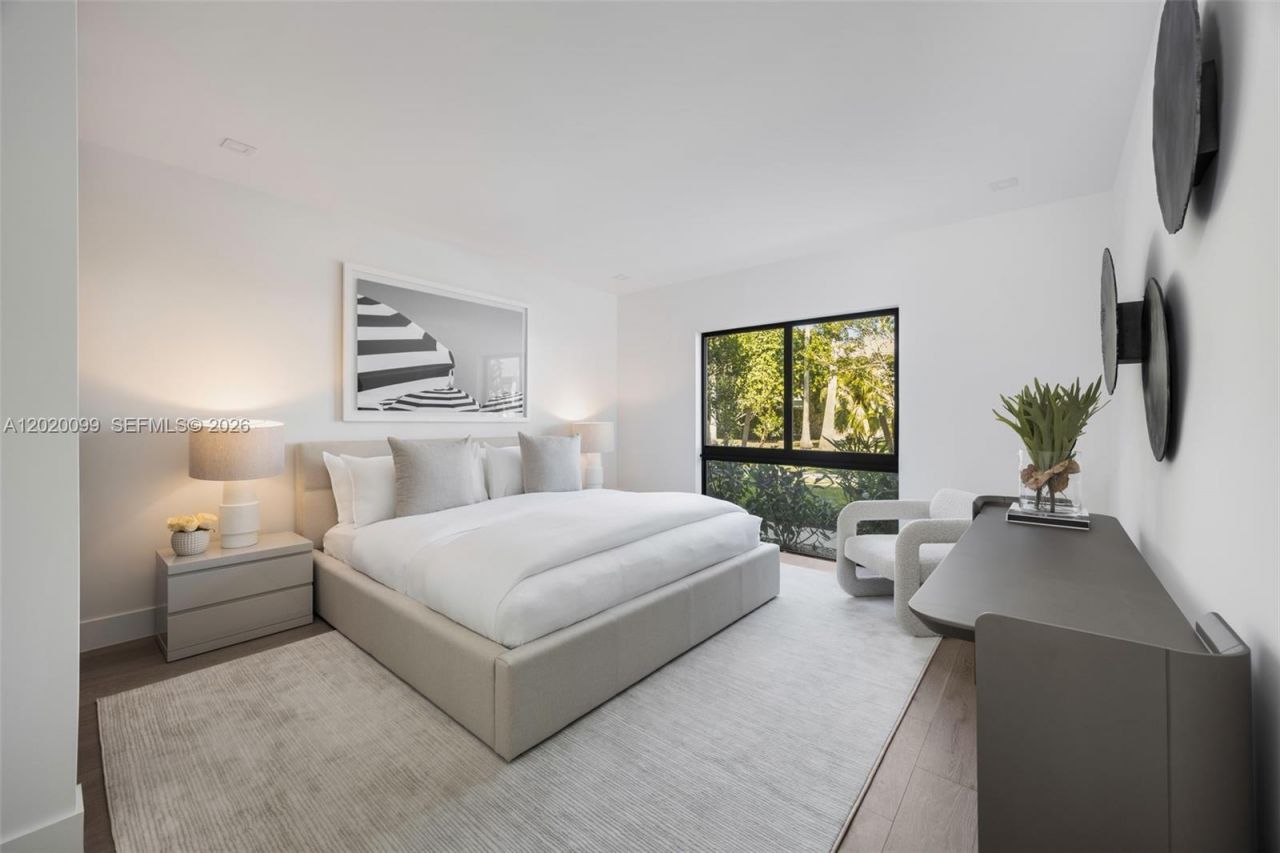 204 Sunrise Dr , Unit 204B, Key Biscayne, FL 33149 Photo