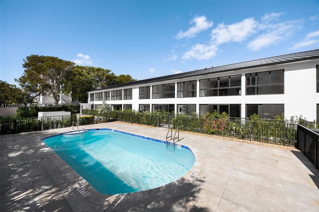204 Sunrise Dr , Unit 204B, Key Biscayne, FL 33149 Photo