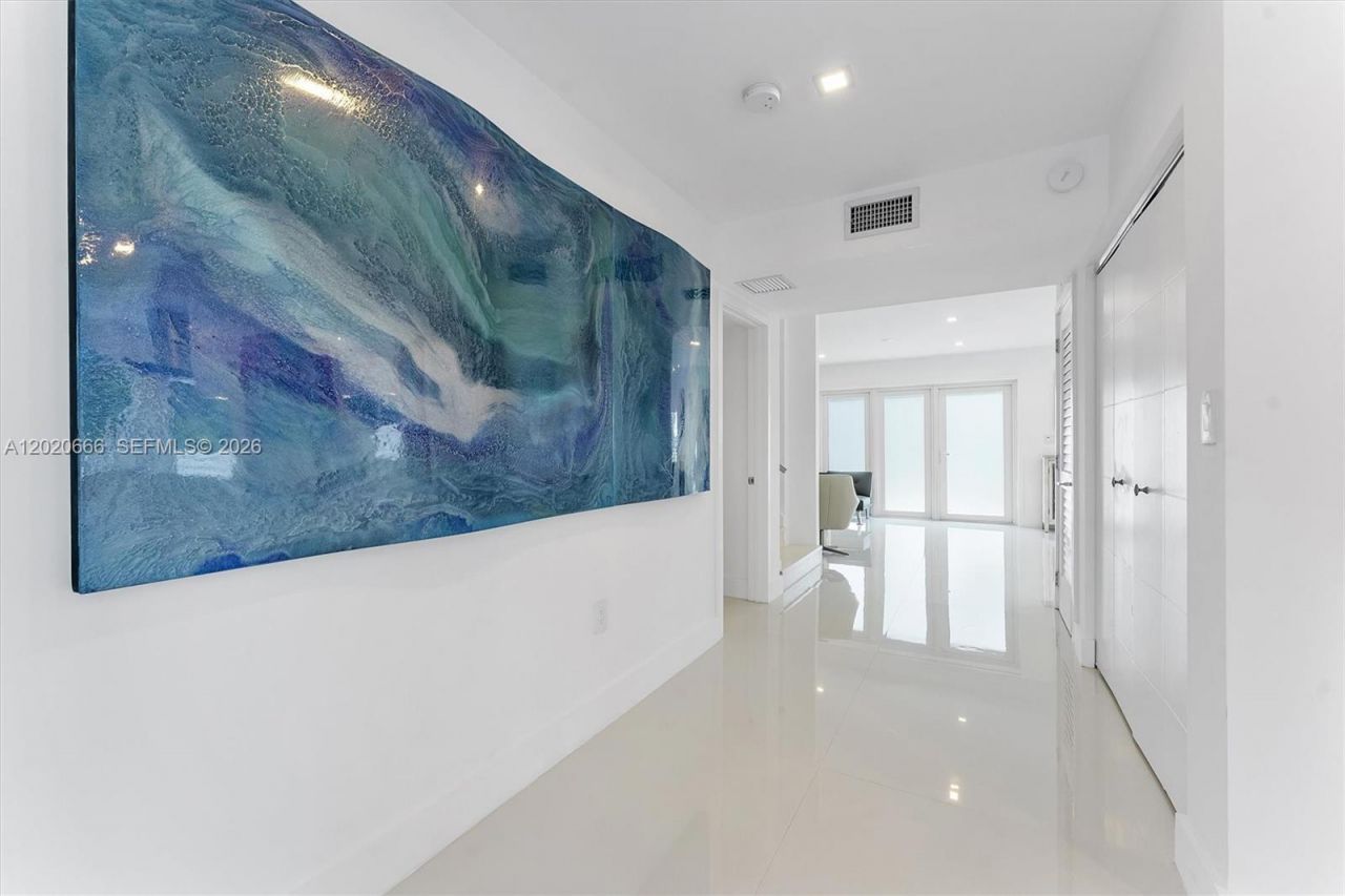 1903 Bay Dr , Pompano Beach, FL 33062 Photo