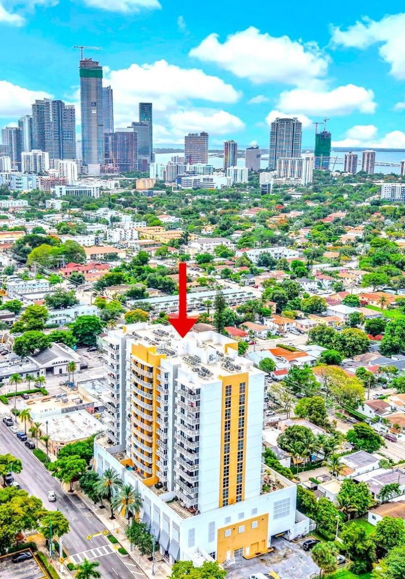 900 SW 8th St, Unit 1501, Miami, FL 33130 Photo