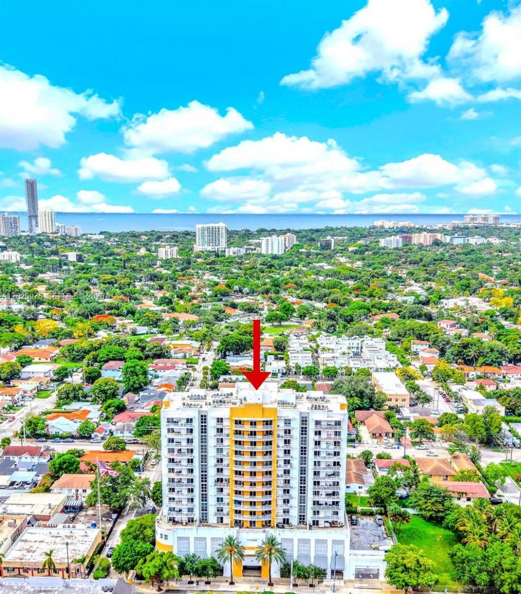 900 SW 8th St, Unit 1501, Miami, FL 33130 Photo