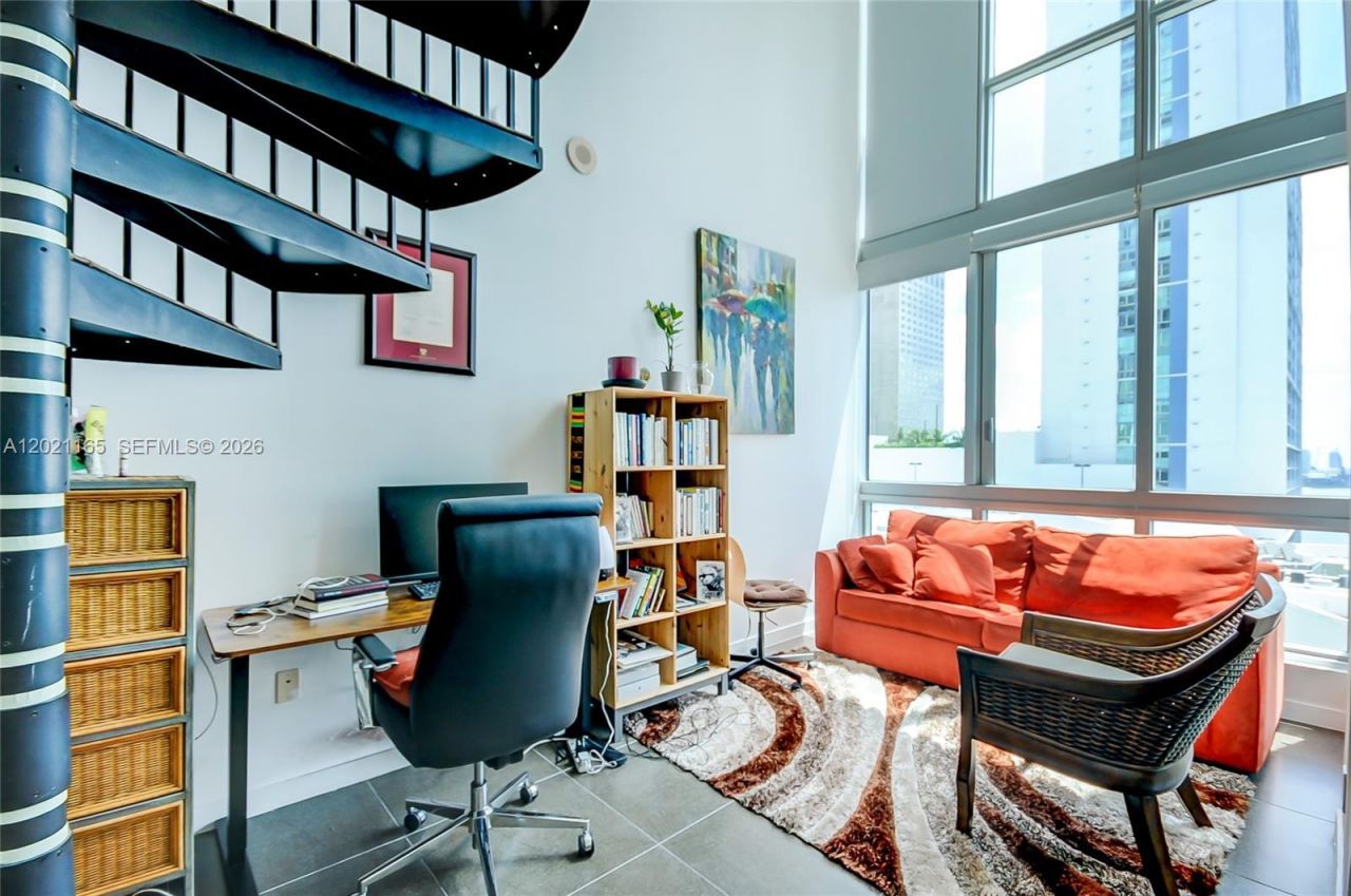 300 S Biscayne Bluv , Unit L-1022, Miami, FL 33131 Photo