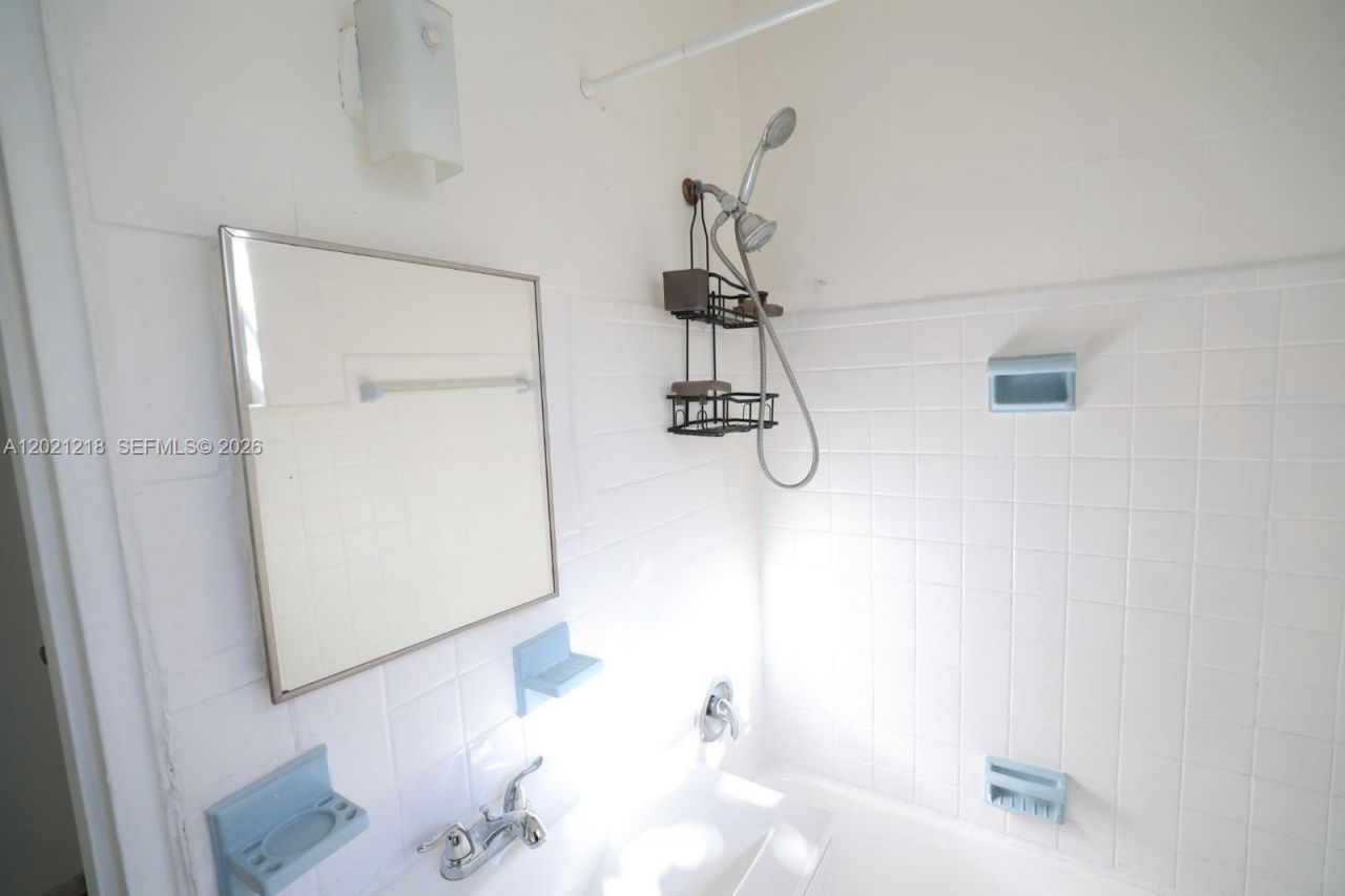 770 83rd St , Unit 3, Miami Beach, FL 33141 Photo