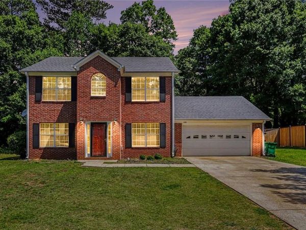 4394 Cross Lane , Decatur, GA 30035
