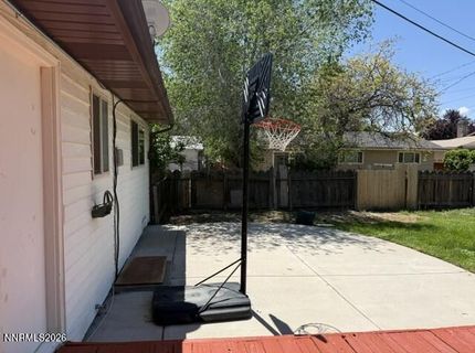 3225 Lucerne Way, Sparks, NV 89431 Photo