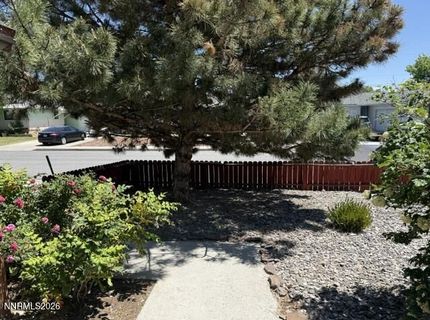 3225 Lucerne Way, Sparks, NV 89431 Photo