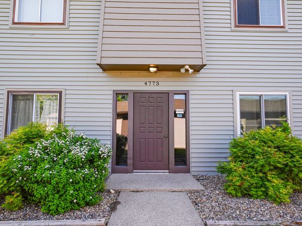 4773 Woodland Avenue, Unit 6, West Des Moines, IA 50266